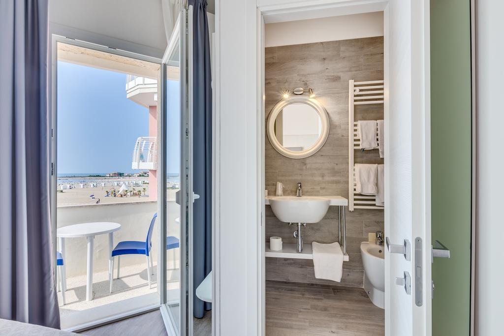 Hotel Garni' Serena Caorle Exterior photo