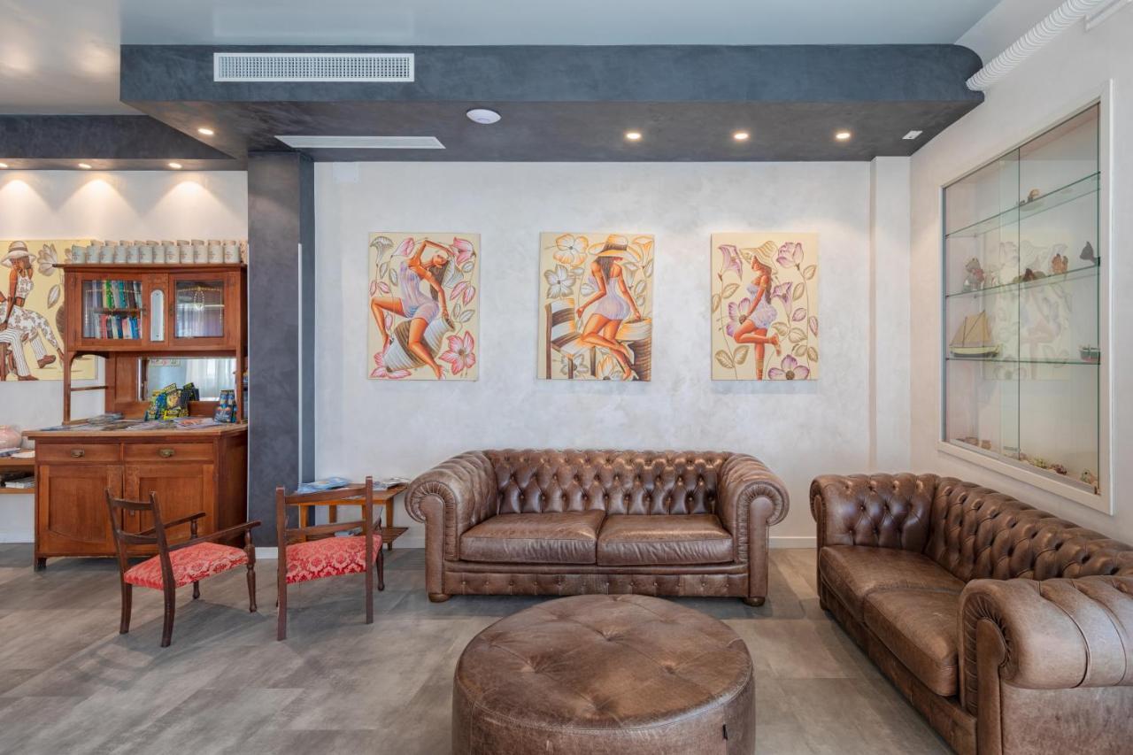 Hotel Garni' Serena Caorle Exterior photo