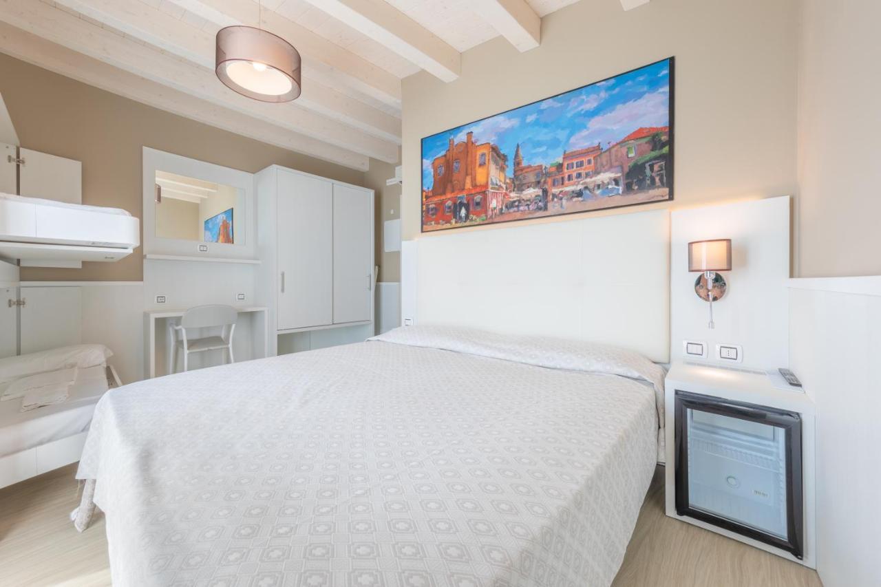 Hotel Garni' Serena Caorle Exterior photo